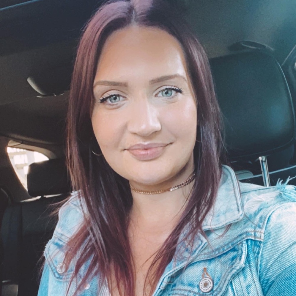 Meet your Posher, Tiffany
